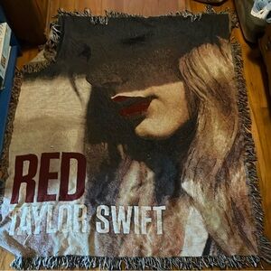 Taylor Swift Red Blanket - Black, Red, Brown